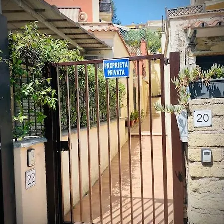 Intero In Centro A *